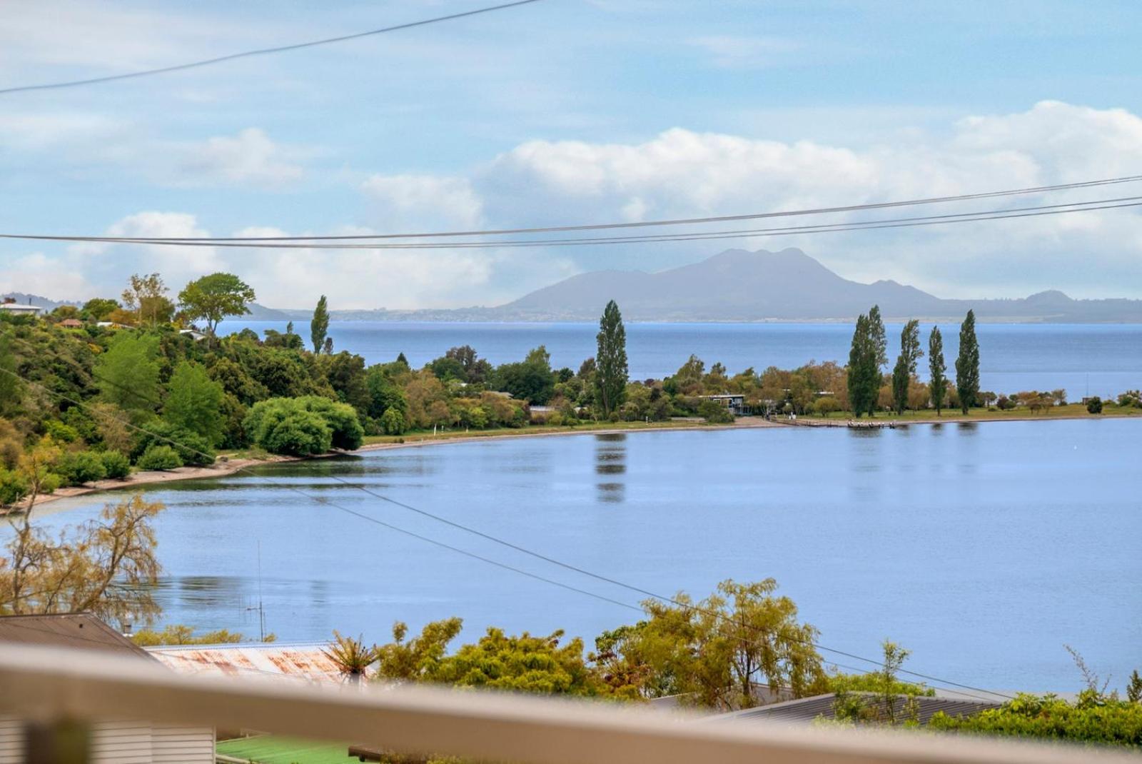 I See The Lake - Omori Holiday Home Kuratau 외부 사진