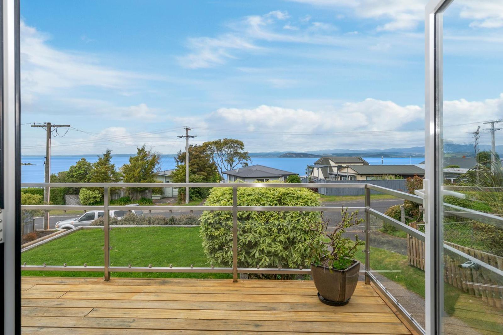 I See The Lake - Omori Holiday Home Kuratau 외부 사진